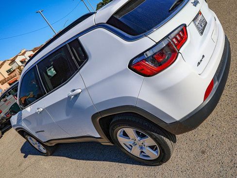 Used 2022 Jeep Compass Latitude image 8