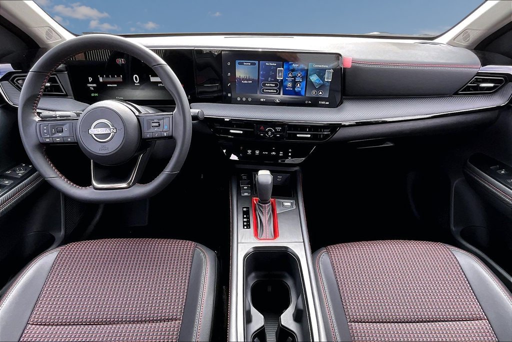 New 2026 Nissan Kicks SR FWD image 5