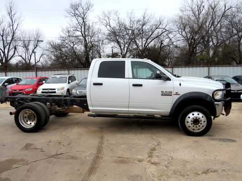 Used 2018 RAM 4500 Tradesman w/ Ambulance Prep Group image 4