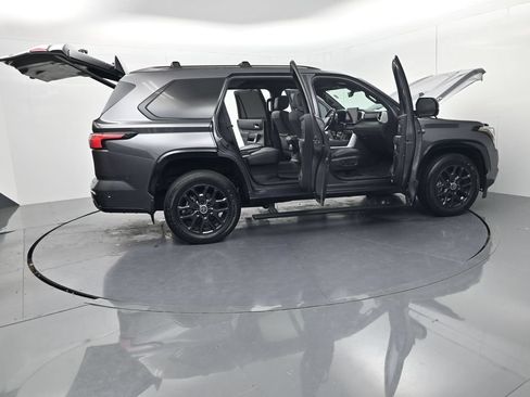 Used 2024 Toyota Sequoia Platinum AWD/4WD image 74