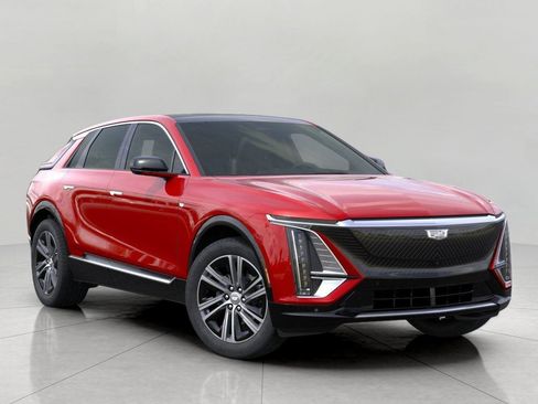 New 2026 Cadillac Lyriq Premium Luxury AWD/4WD image 7
