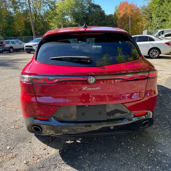 Used 2024 Alfa Romeo Tonale Veloce AWD/4WD image 4