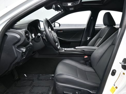 Used 2024 Lexus IS 350 F Sport image 11