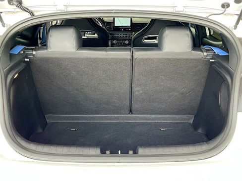 Used 2021 Hyundai Veloster N image 26