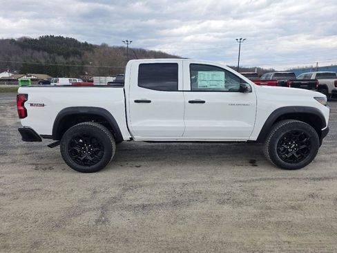 New 2026 Chevrolet Colorado Trail Boss AWD/4WD image 13