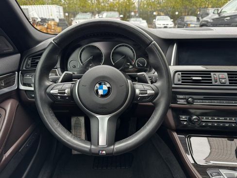 Used 2014 BMW 550i Sedan image 33