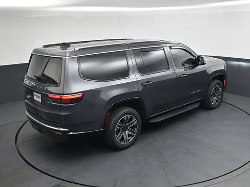 Used 2024 Jeep Wagoneer 4WD w/ Premium Group I image 36
