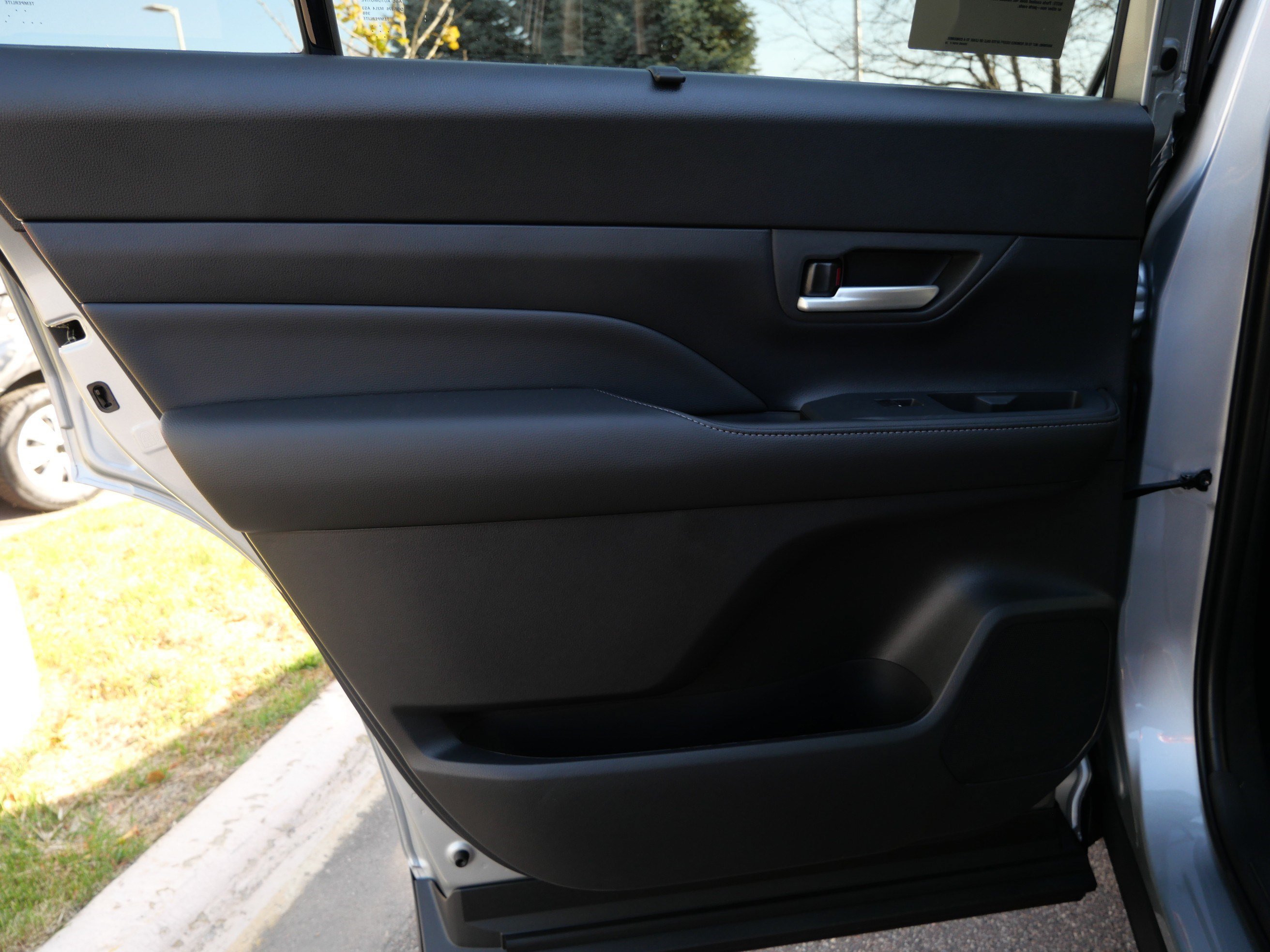 New 2026 Toyota Grand Highlander XLE FWD image 9