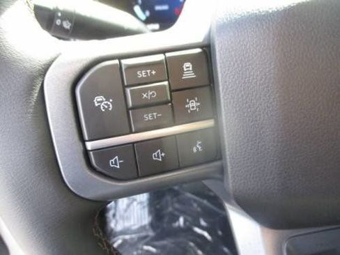 New 2025 Ford F150 Lariat w/ Equipment Group 501A Mid image 16