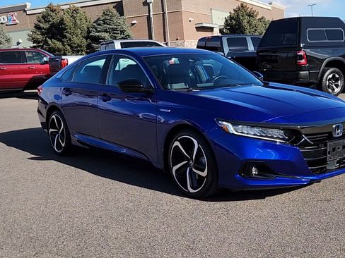 Used 2022 Honda Accord Sport image 4