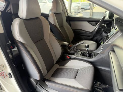 Used 2020 Subaru Crosstrek 2.0i Premium AWD/4WD image 18
