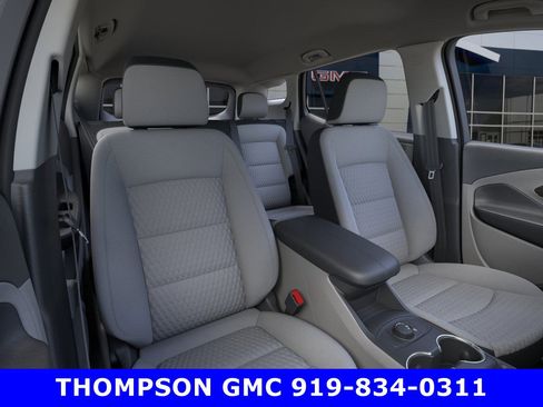 New 2023 GMC Terrain SLE image 16