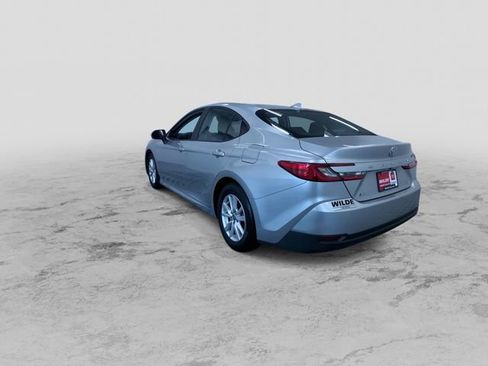 Used 2026 Toyota Camry LE FWD image 8