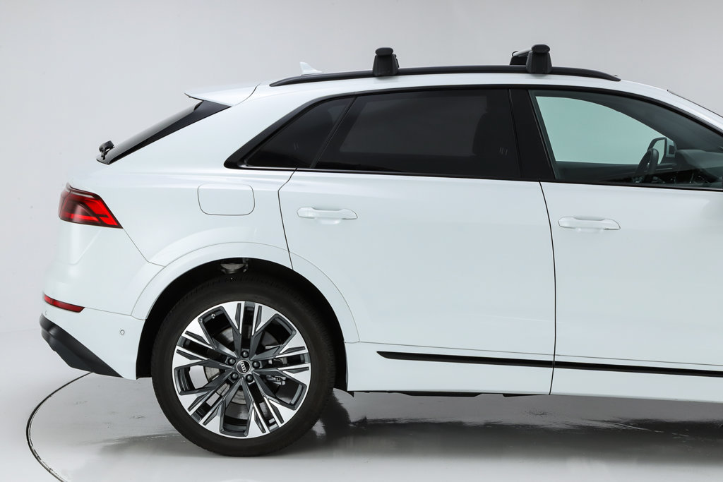 Used 2026 Audi Q8 Premium Plus AWD/4WD image 15