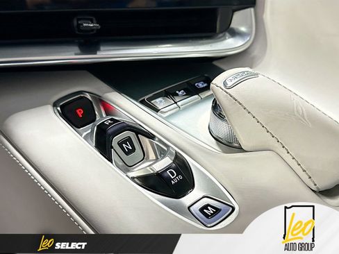 Used 2023 Chevrolet Corvette Stingray Premium Conv w/ Z51 Performance Package RWD image 17