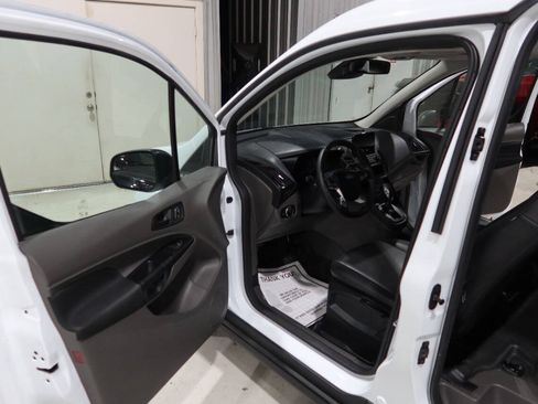 Used 2023 Ford Transit Connect XL FWD image 19
