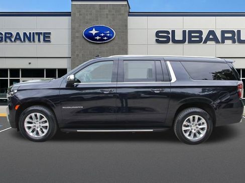 Used 2023 Chevrolet Suburban Premier AWD/4WD image 7