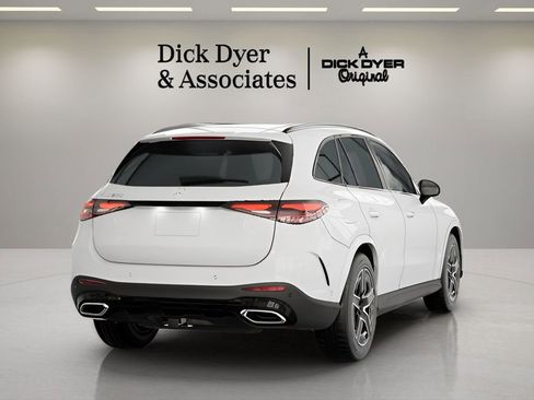 Used 2025 Mercedes-Benz GLC 300 image 10