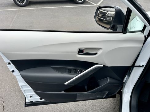 New 2026 Toyota Corolla Cross L image 12