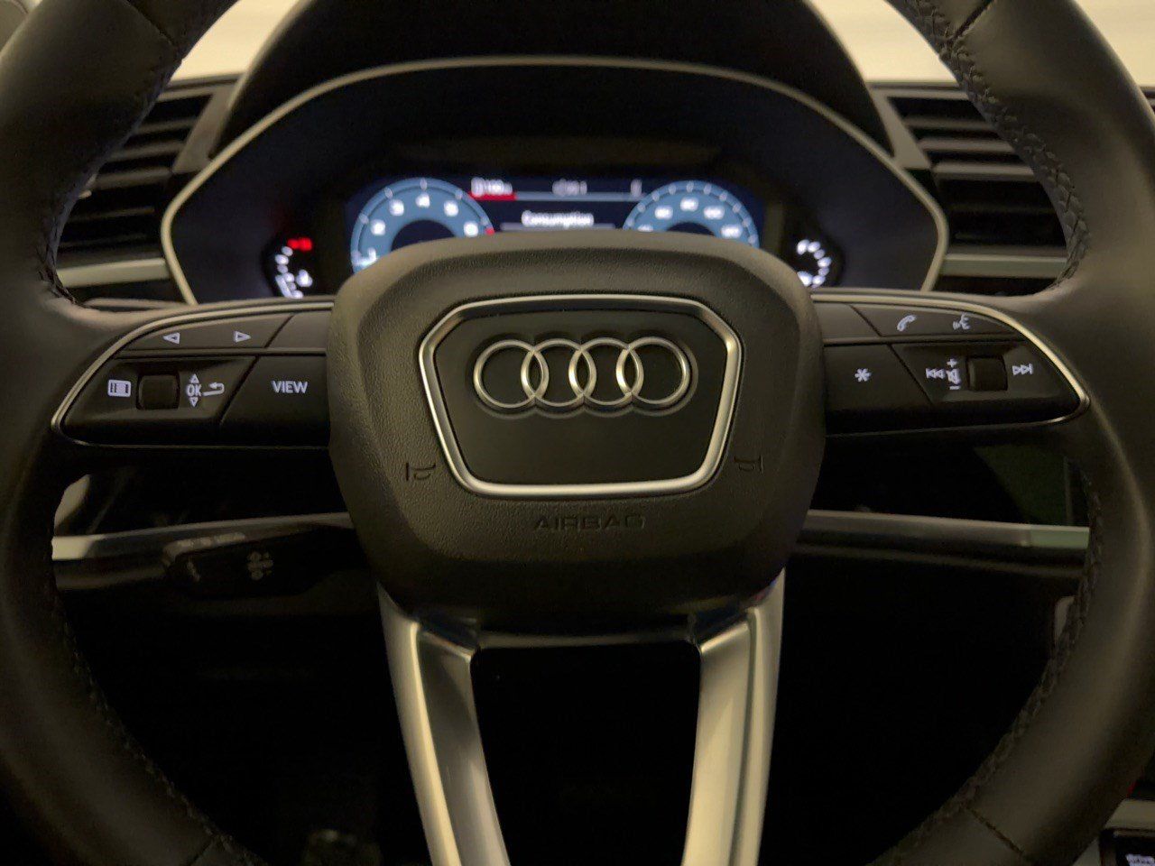 Used 2022 Audi Q3 2.0T Premium w/ Convenience Package AWD/4WD image 10