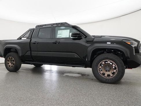 New 2025 Toyota Tacoma Trailhunter image 28