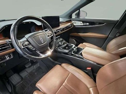 Used 2023 Lincoln Nautilus Reserve w/ Equipment Group 202A image 15