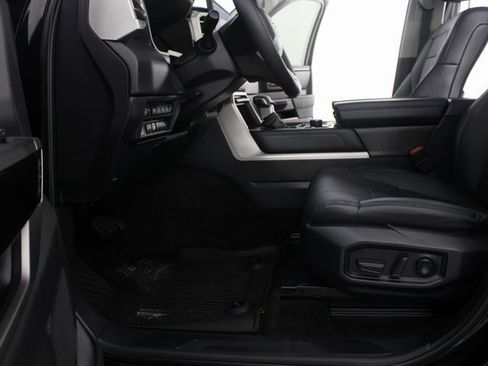 Used 2024 Toyota Tundra Limited image 19