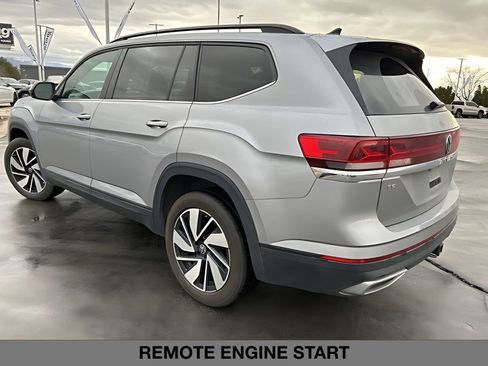 Used 2024 Volkswagen Atlas SE image 7