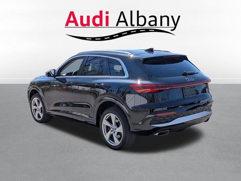 Used 2025 Audi Q5 Premium Plus w/ Premium Plus AWD/4WD image 6