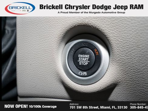 Used 2022 Chrysler Pacifica Touring-L image 32