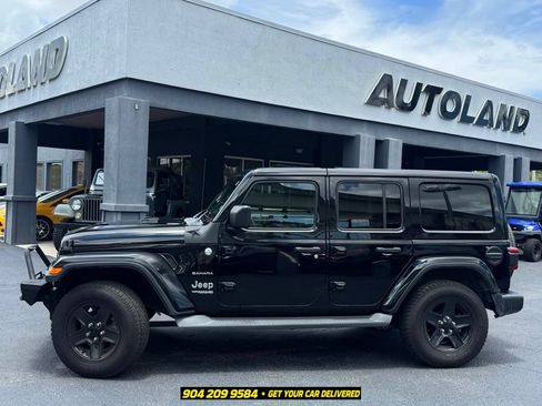 Used 2019 Jeep Wrangler Unlimited Sahara w/ LED Lighting Group AWD/4WD image 5