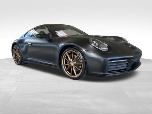 Used 2021 Porsche 911 Carrera image 2