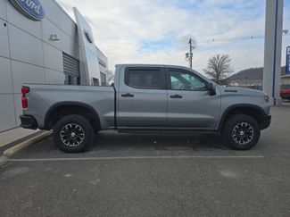 Used 2023 Chevrolet Silverado 1500 ZR2 w/ Technology Package video 2