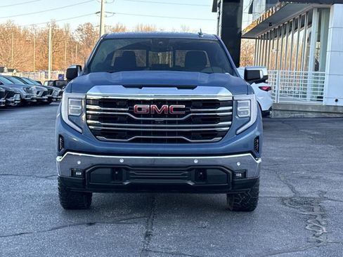 Used 2024 GMC Sierra 1500 SLT w/ SLT Premium Plus Package image 12