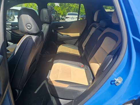 New 2025 Chevrolet Equinox ACTIV w/ Safety and Technology Package image 23