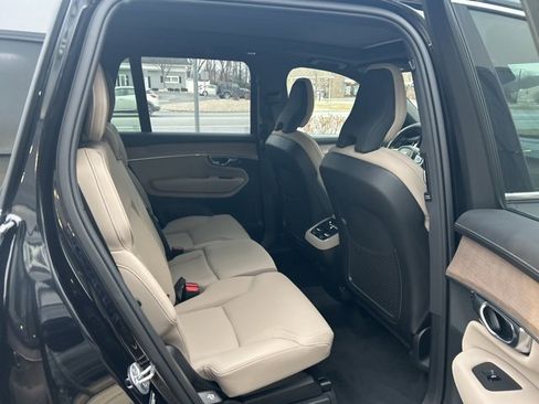 Used 2025 Volvo XC90 B5 Plus image 13