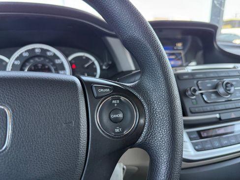 Used 2015 Honda Accord LX image 16