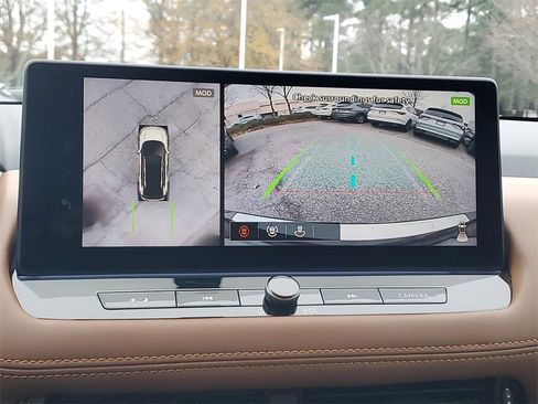 Used 2026 Nissan Rogue Platinum w/ Platinum Premium Package image 27