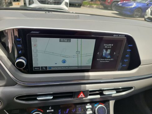Certified 2022 Hyundai Sonata Limited FWD image 31
