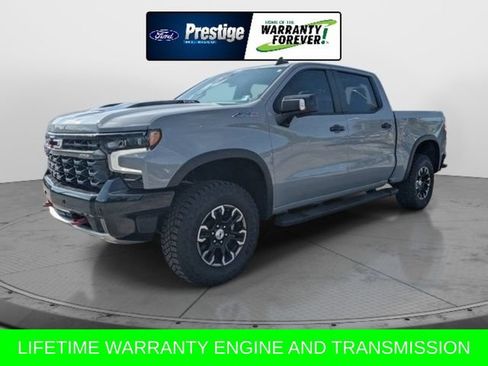 Used 2025 Chevrolet Silverado 1500 ZR2 AWD/4WD image 9
