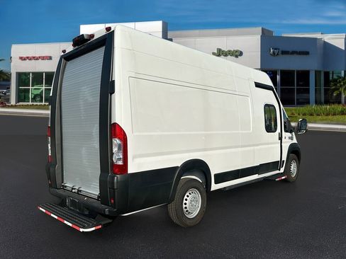 Used 2024 RAM ProMaster 3500 w/ Delivery Van Package image 7