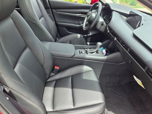 New 2026 MAZDA MAZDA3 2.5 S Sedan w/ Preferred Pkg FWD image 4