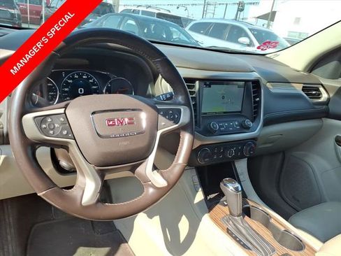 Used 2019 GMC Acadia Denali image 10
