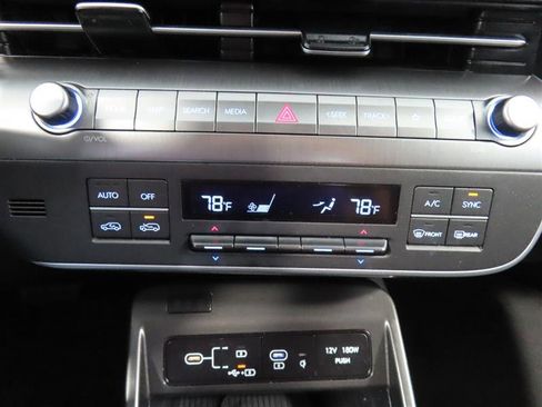 Used 2024 Hyundai Kona SEL w/ Convenience Package AWD/4WD image 27