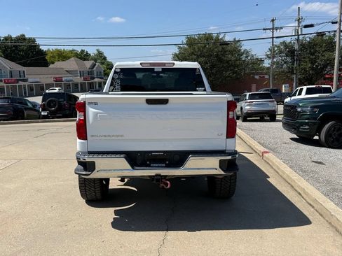 Used 2021 Chevrolet Silverado 1500 LT w/ Fleet Comfort Package AWD/4WD image 7