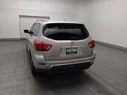 Used 2020 Nissan Pathfinder S FWD image 6