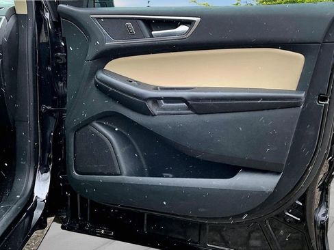 Certified 2022 Ford Edge SEL w/ Convenience Package image 23