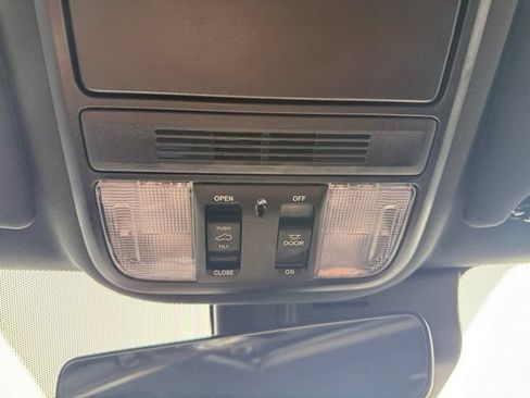 Used 2022 Honda Pilot TrailSport image 21