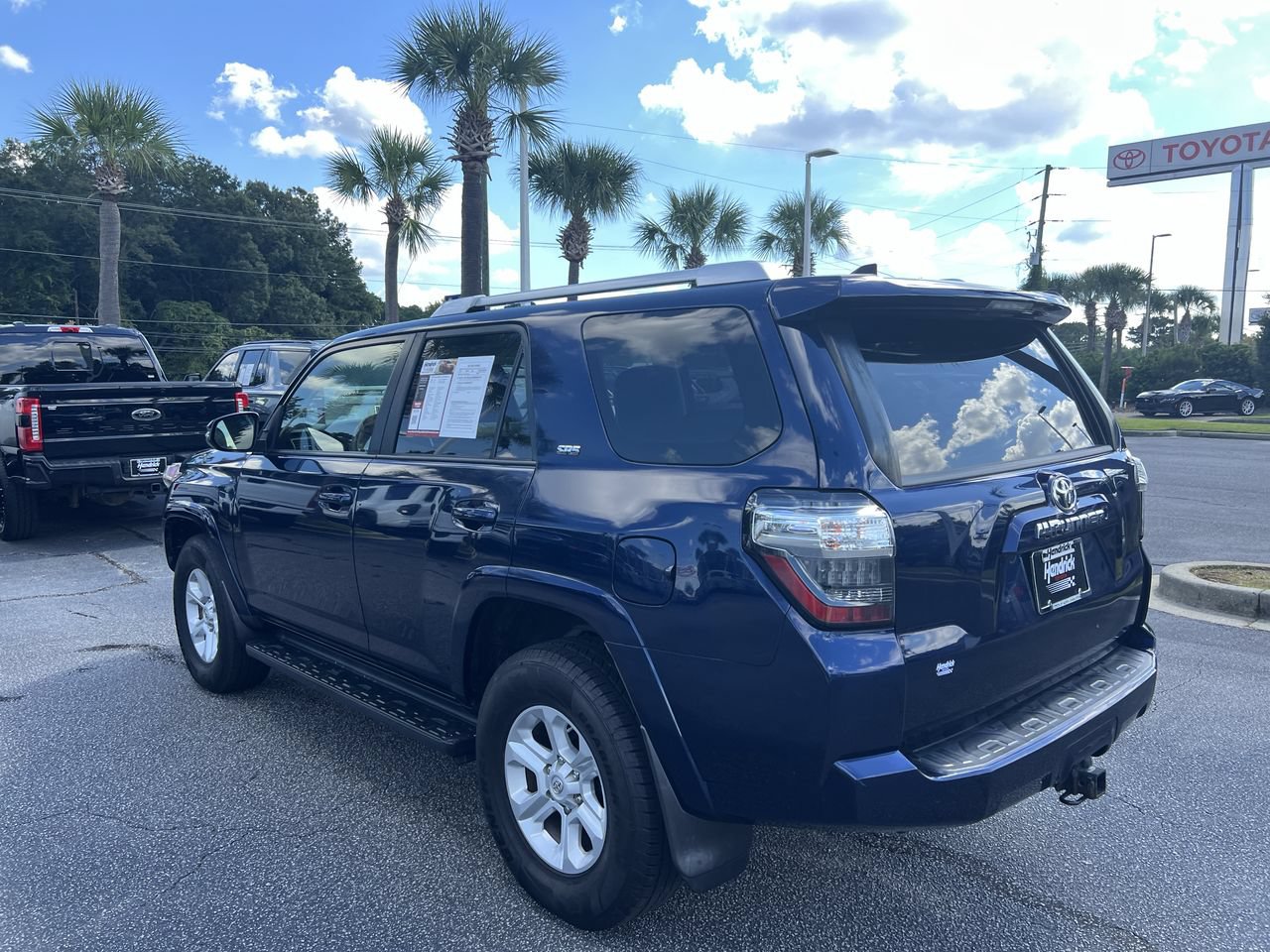 Used 2018 Toyota 4Runner SR5 Premium AWD/4WD image 8