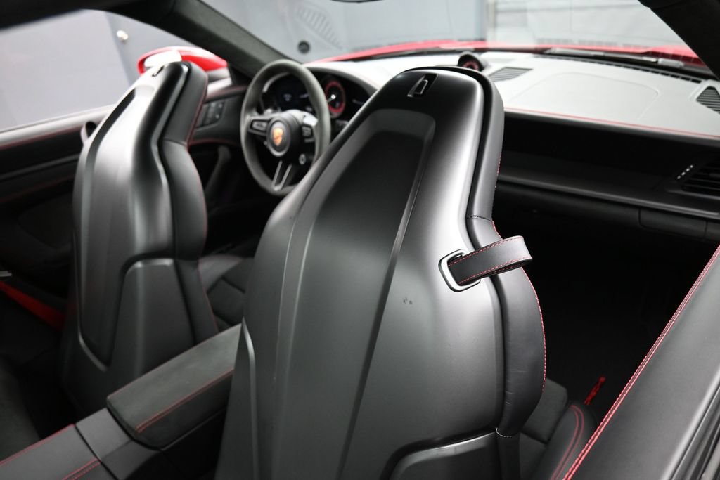Used 2024 Porsche 911 Carrera 4 GTS AWD/4WD image 25